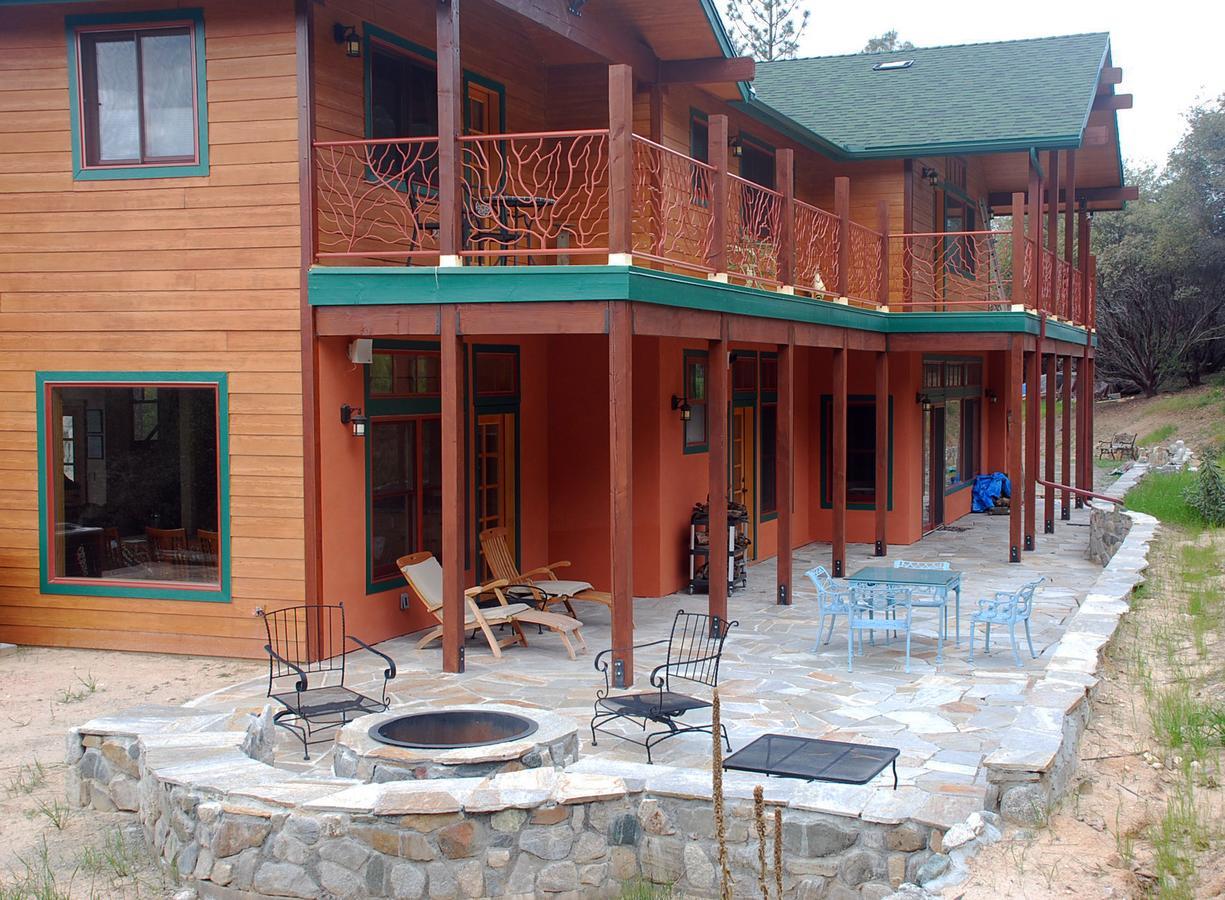 ماريبوسا Sierra Trails Inn المظهر الخارجي الصورة